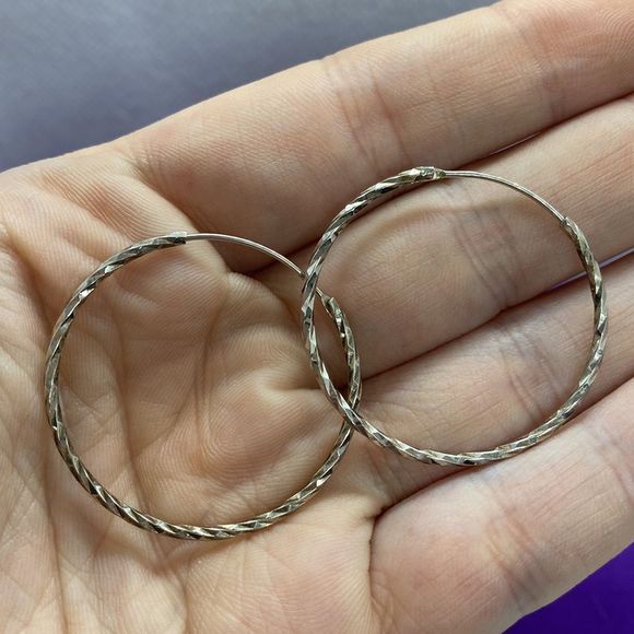 Elegant Sterling Silver Hoop Earrings - Picture 2 of 3